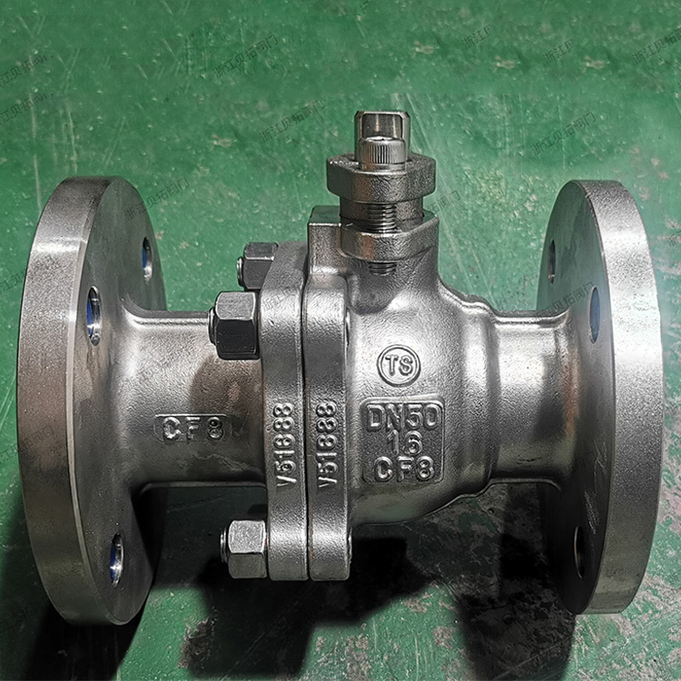 Manual soft seal ball valve